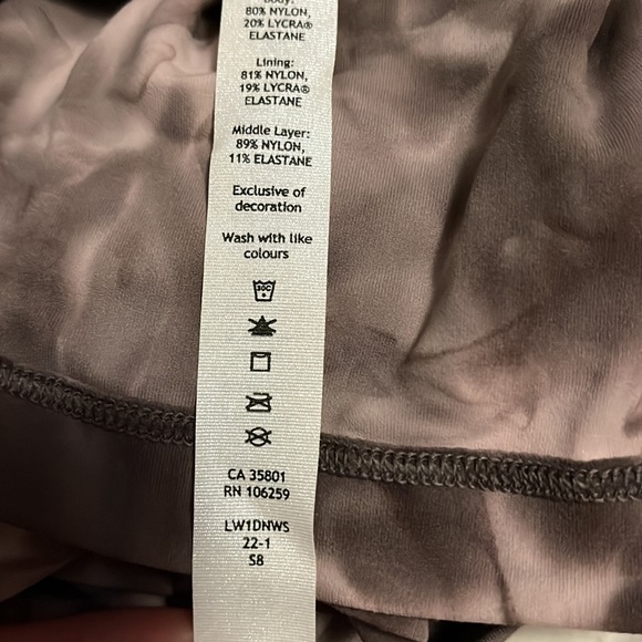 Lululemon Tank - Picture 10 of 10